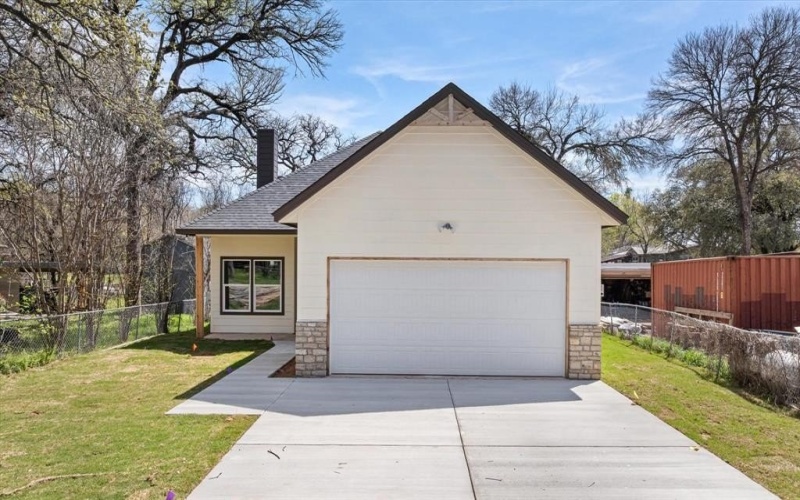4403 N Port Ridglea Court, Granbury, TX 76049, 3 Bedrooms Bedrooms, ,2 BathroomsBathrooms,Residential,For Sale,4403 N Port Ridglea Court,0,21205543