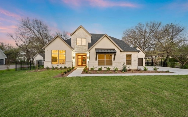 2131 Ravenwood Drive, Keller, TX 76262, 4 Bedrooms Bedrooms, ,3 BathroomsBathrooms,Residential,For Sale,2131 Ravenwood Drive,0,21206894