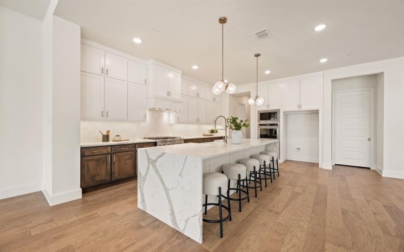 2131 Ravenwood Drive, Keller, TX 76262, 4 Bedrooms Bedrooms, ,3 BathroomsBathrooms,Residential,For Sale,2131 Ravenwood Drive,0,21206894