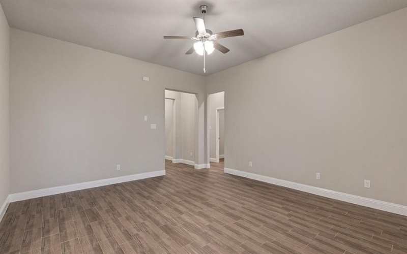 10436 PALMETTO Street, Grand Prairie, TX 76065, 4 Bedrooms Bedrooms, ,2 BathroomsBathrooms,Residential,For Sale,10436 PALMETTO Street,0,21211778