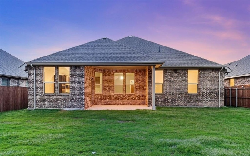 10436 PALMETTO Street, Grand Prairie, TX 76065, 4 Bedrooms Bedrooms, ,2 BathroomsBathrooms,Residential,For Sale,10436 PALMETTO Street,0,21211778