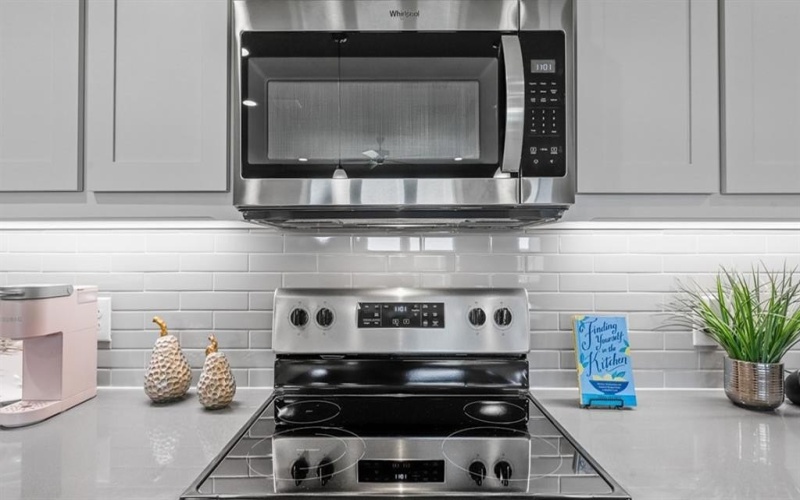 10389 SARASOTA Street, Grand Prairie, TX 76065, 4 Bedrooms Bedrooms, ,2 BathroomsBathrooms,Residential,For Sale,10389 SARASOTA Street,0,21211797