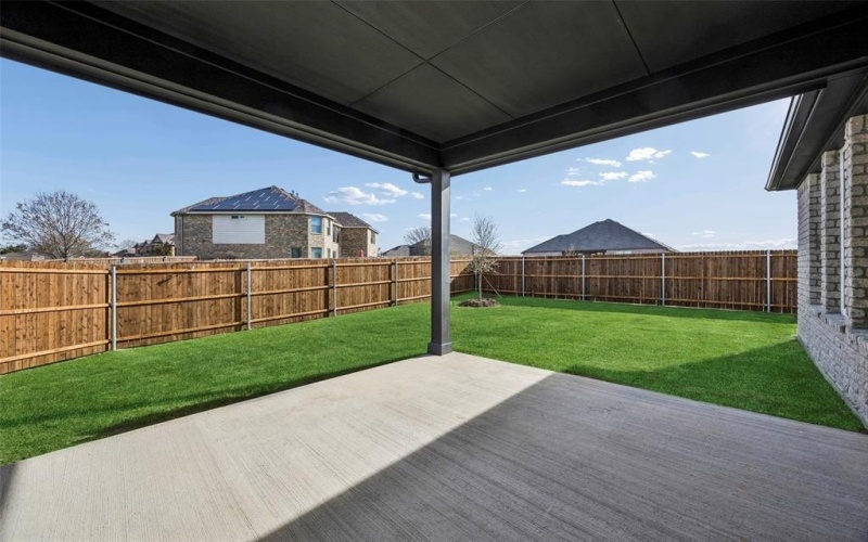 1929 Comanche Drive, DeSoto, TX 75115, 4 Bedrooms Bedrooms, ,3 BathroomsBathrooms,Residential,For Sale,1929 Comanche Drive,0,21211813