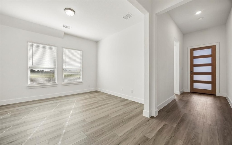 1929 Comanche Drive, DeSoto, TX 75115, 4 Bedrooms Bedrooms, ,3 BathroomsBathrooms,Residential,For Sale,1929 Comanche Drive,0,21211813