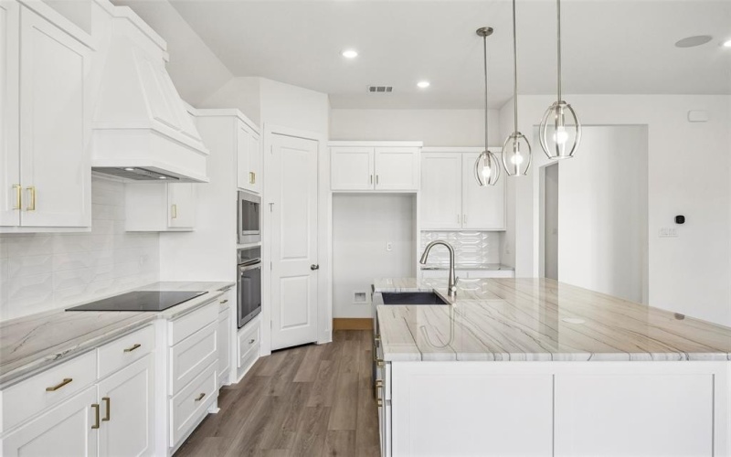 1929 Comanche Drive, DeSoto, TX 75115, 4 Bedrooms Bedrooms, ,3 BathroomsBathrooms,Residential,For Sale,1929 Comanche Drive,0,21211813