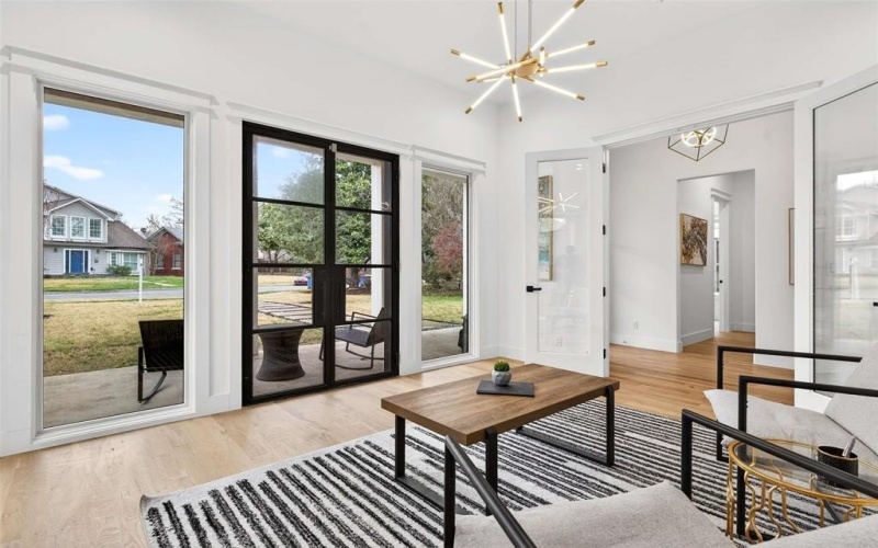 5940 Bryan Parkway, Dallas, TX 75206, 4 Bedrooms Bedrooms, ,5 BathroomsBathrooms,Residential,For Sale,5940 Bryan Parkway,0,21212706