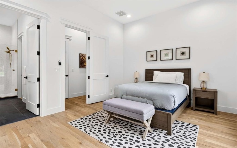 5940 Bryan Parkway, Dallas, TX 75206, 4 Bedrooms Bedrooms, ,5 BathroomsBathrooms,Residential,For Sale,5940 Bryan Parkway,0,21212706