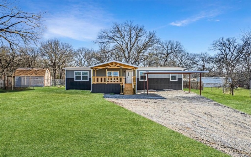 2013 Spring Court, Azle, TX 76020, 3 Habitaciones Habitaciones , ,2 BañosBaños,Residential,En Venta,2013 Spring Court,0,21213111