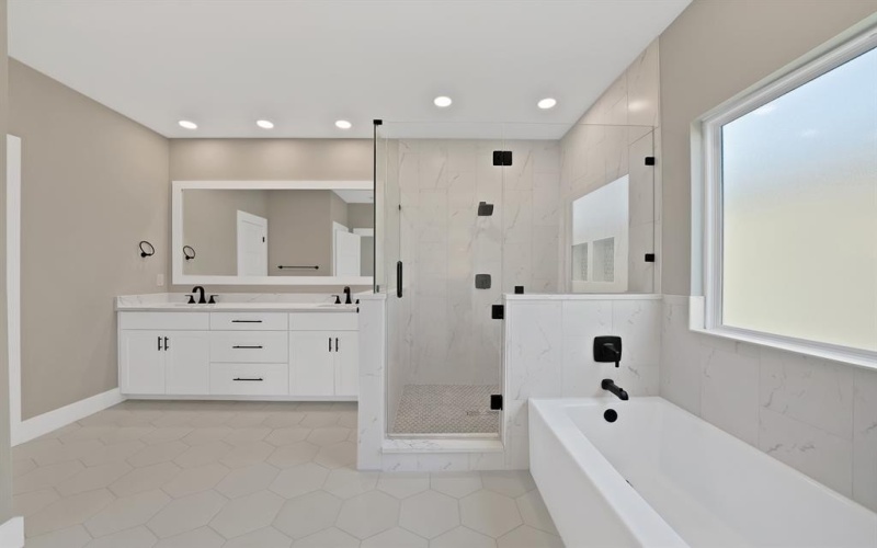 4612 Red Bud Court, The Colony, TX 75056, 4 Bedrooms Bedrooms, ,2 BathroomsBathrooms,Residential,For Sale,4612 Red Bud Court,0,21213423