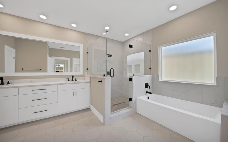 4612 Red Bud Court, The Colony, TX 75056, 4 Bedrooms Bedrooms, ,2 BathroomsBathrooms,Residential,For Sale,4612 Red Bud Court,0,21213423