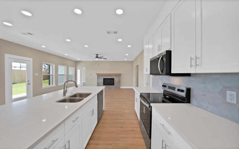 4616 Red Bud Court, The Colony, TX 75056, 4 Habitaciones Habitaciones , ,2 BañosBaños,Residential,En Venta,4616 Red Bud Court,0,21213434