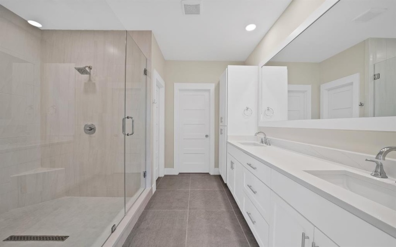 4616 Red Bud Court, The Colony, TX 75056, 4 Habitaciones Habitaciones , ,2 BañosBaños,Residential,En Venta,4616 Red Bud Court,0,21213434