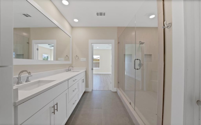 4616 Red Bud Court, The Colony, TX 75056, 4 Habitaciones Habitaciones , ,2 BañosBaños,Residential,En Venta,4616 Red Bud Court,0,21213434