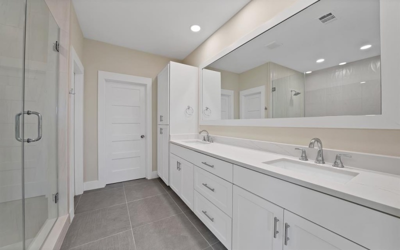 4616 Red Bud Court, The Colony, TX 75056, 4 Habitaciones Habitaciones , ,2 BañosBaños,Residential,En Venta,4616 Red Bud Court,0,21213434