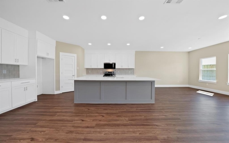 4608 Red Bud Court, The Colony, TX 75056, 4 Habitaciones Habitaciones , ,3 BañosBaños,Residential,En Venta,4608 Red Bud Court,0,21213466