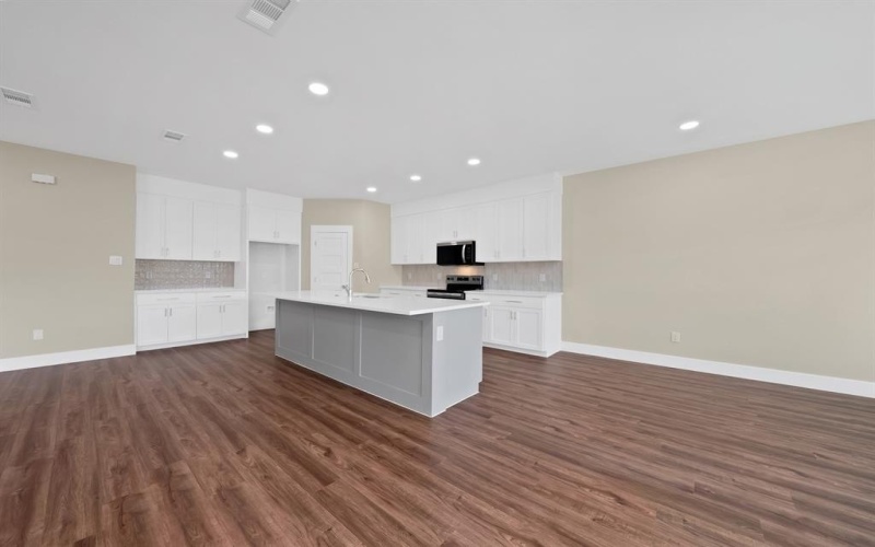 4608 Red Bud Court, The Colony, TX 75056, 4 Habitaciones Habitaciones , ,3 BañosBaños,Residential,En Venta,4608 Red Bud Court,0,21213466