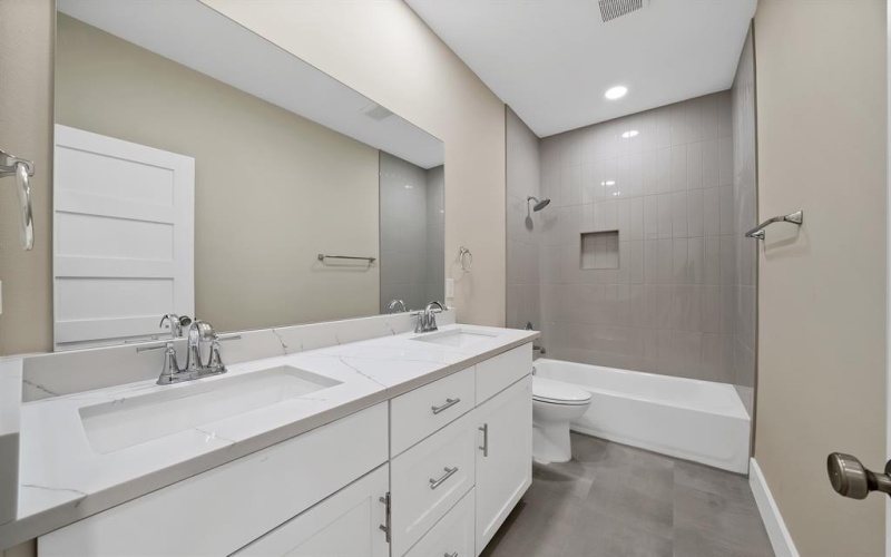 4608 Red Bud Court, The Colony, TX 75056, 4 Habitaciones Habitaciones , ,3 BañosBaños,Residential,En Venta,4608 Red Bud Court,0,21213466