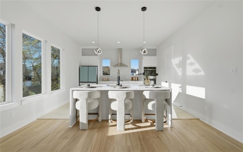 1121 Muncie Avenue, Dallas, TX 75212, 3 Bedrooms Bedrooms, ,3 BathroomsBathrooms,Residential,For Sale,1121 Muncie Avenue,0,21213963