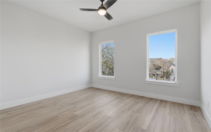 1121 Muncie Avenue, Dallas, TX 75212, 3 Bedrooms Bedrooms, ,3 BathroomsBathrooms,Residential,For Sale,1121 Muncie Avenue,0,21213963