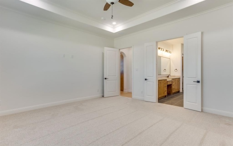 900 Medaris Way, Azle, TX 76020, 4 Bedrooms Bedrooms, ,3 BathroomsBathrooms,Residential,For Sale,900 Medaris Way,0,21214039