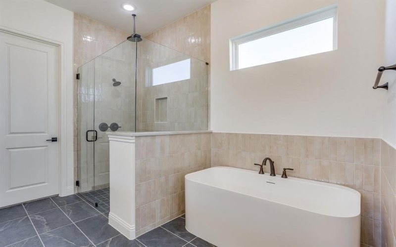 900 Medaris Way, Azle, TX 76020, 4 Bedrooms Bedrooms, ,3 BathroomsBathrooms,Residential,For Sale,900 Medaris Way,0,21214039