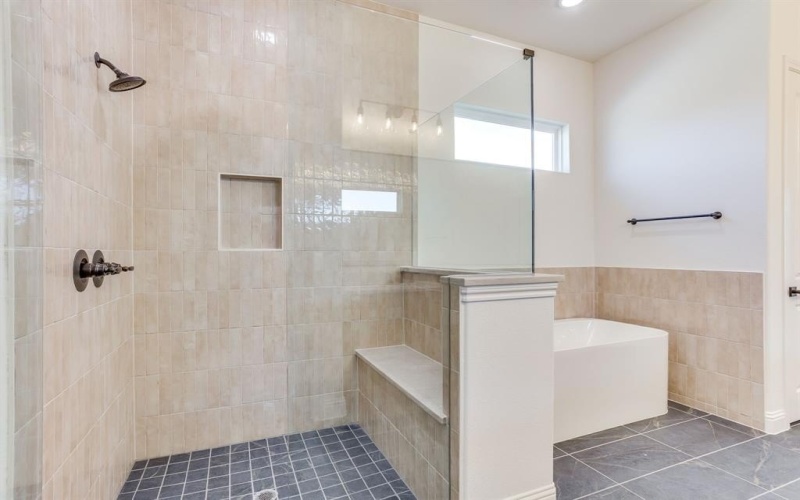 900 Medaris Way, Azle, TX 76020, 4 Bedrooms Bedrooms, ,3 BathroomsBathrooms,Residential,For Sale,900 Medaris Way,0,21214039