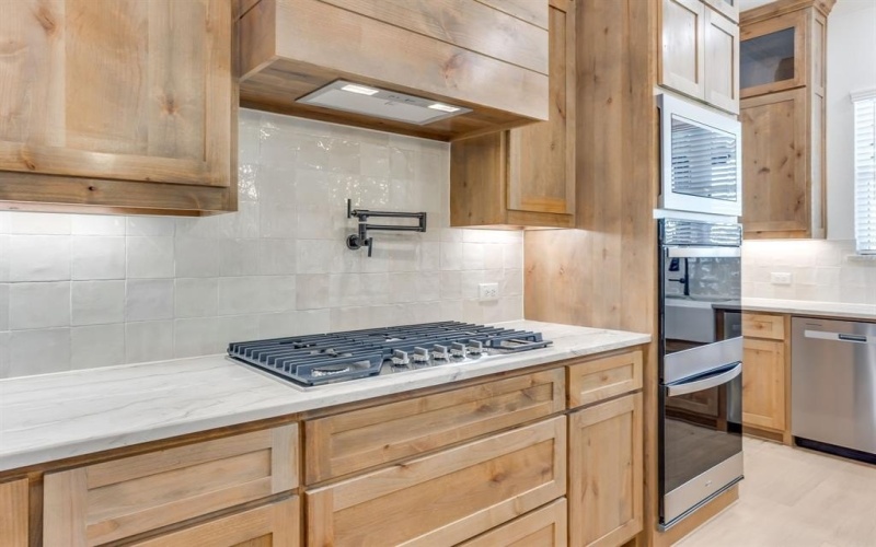 900 Medaris Way, Azle, TX 76020, 4 Bedrooms Bedrooms, ,3 BathroomsBathrooms,Residential,For Sale,900 Medaris Way,0,21214039