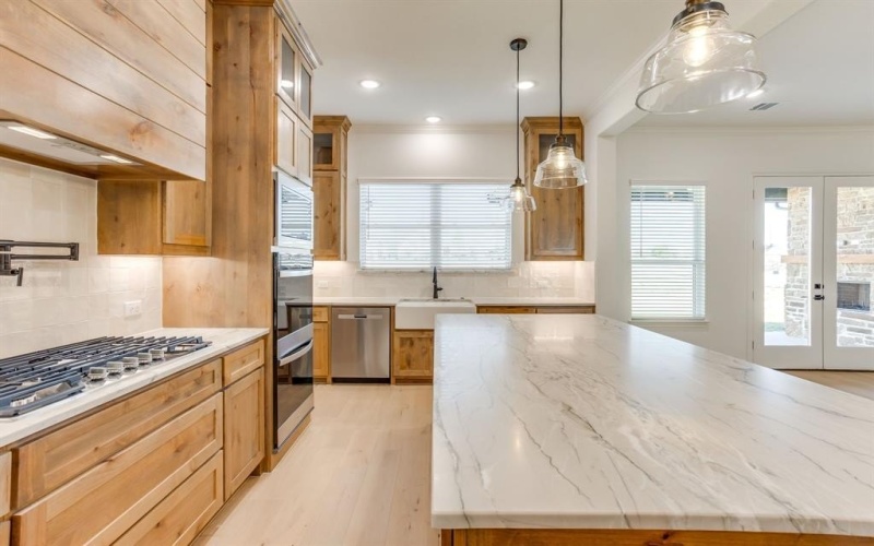 900 Medaris Way, Azle, TX 76020, 4 Bedrooms Bedrooms, ,3 BathroomsBathrooms,Residential,For Sale,900 Medaris Way,0,21214039