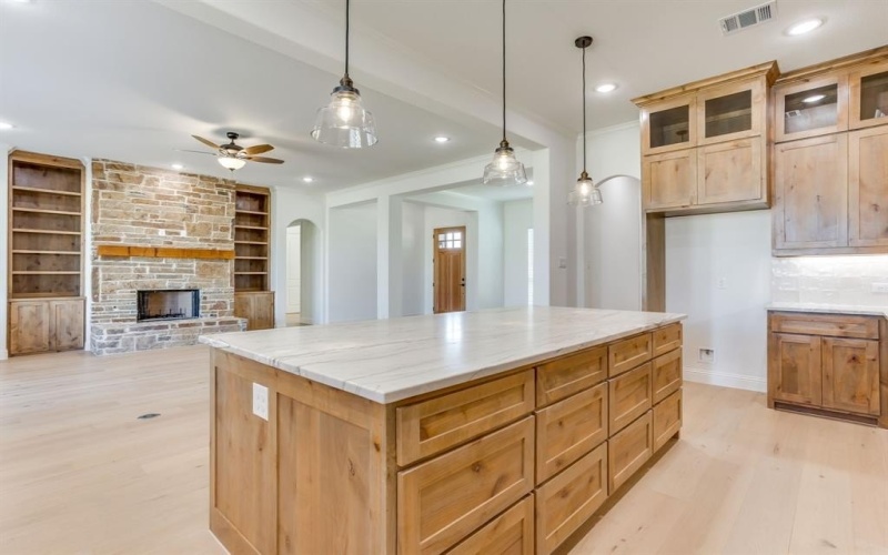 900 Medaris Way, Azle, TX 76020, 4 Bedrooms Bedrooms, ,3 BathroomsBathrooms,Residential,For Sale,900 Medaris Way,0,21214039