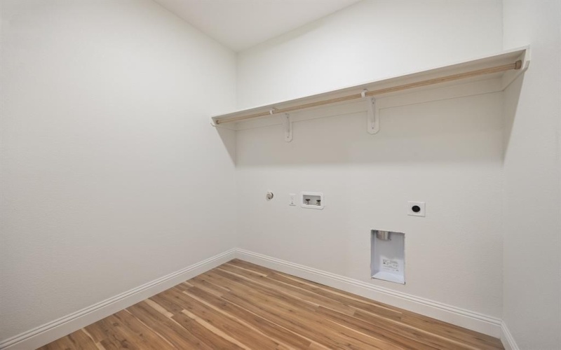 103 Stallings Street, Terrell, TX 75160, 4 Bedrooms Bedrooms, ,2 BathroomsBathrooms,Residential,For Sale,103 Stallings Street,0,21214041