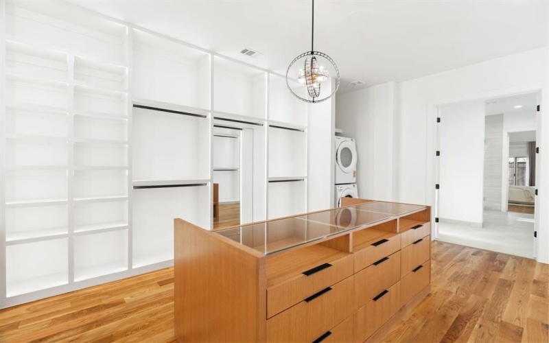 3884 Cortez Drive, Dallas, TX 75220, 5 Bedrooms Bedrooms, ,6 BathroomsBathrooms,Residential,For Sale,3884 Cortez Drive,0,21214157