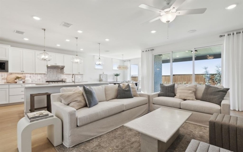 321 Cloverdale Lane, McKinney, TX 75071, 3 Bedrooms Bedrooms, ,2 BathroomsBathrooms,Residential,For Sale,321 Cloverdale Lane,0,21214170