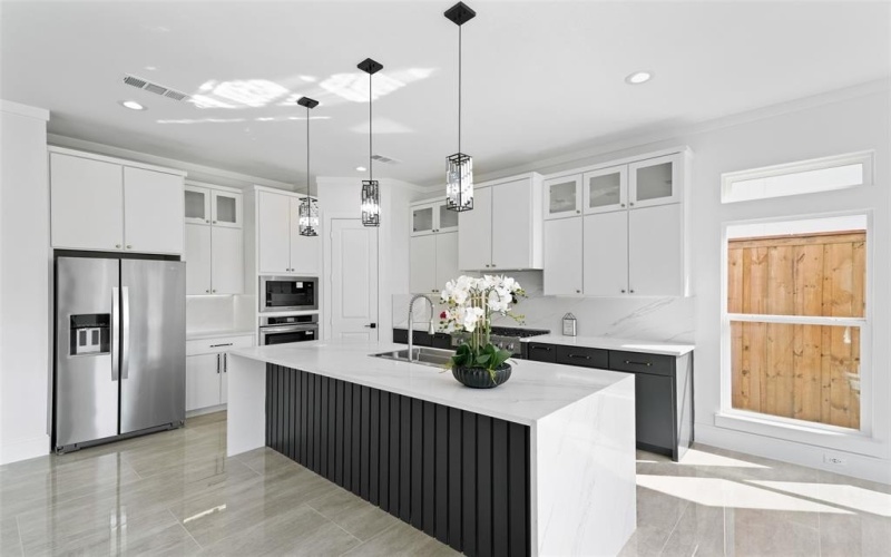 703 Buckalew Street, Dallas, TX 75208, 4 Habitaciones Habitaciones , ,3 BañosBaños,Residential,En Venta,703 Buckalew Street,0,21214486