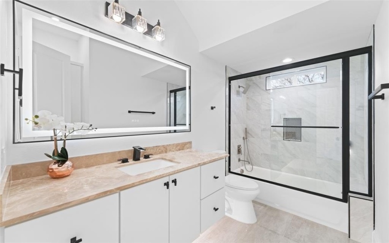 703 Buckalew Street, Dallas, TX 75208, 4 Habitaciones Habitaciones , ,3 BañosBaños,Residential,En Venta,703 Buckalew Street,0,21214486