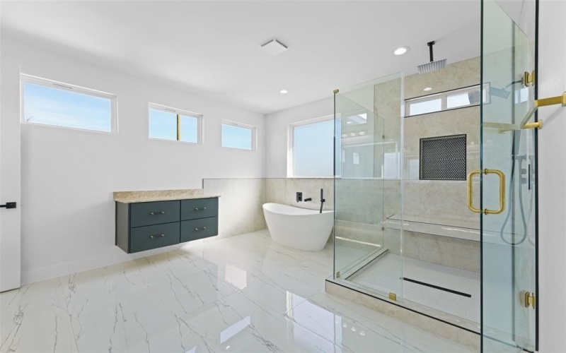 703 Buckalew Street, Dallas, TX 75208, 4 Habitaciones Habitaciones , ,3 BañosBaños,Residential,En Venta,703 Buckalew Street,0,21214486