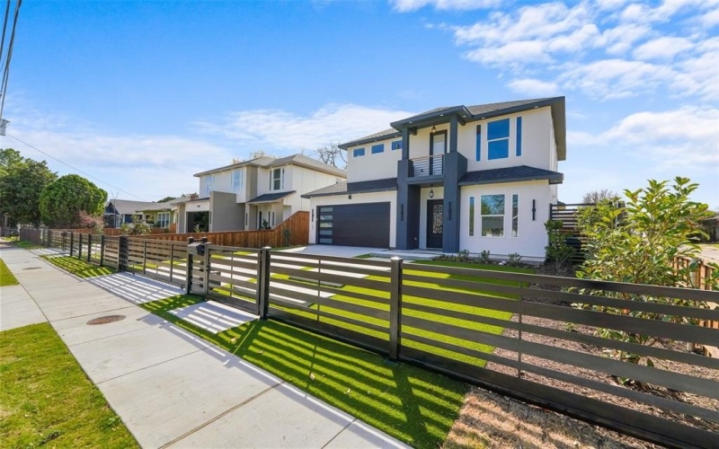 703 Buckalew Street, Dallas, TX 75208, 4 Habitaciones Habitaciones , ,3 BañosBaños,Residential,En Venta,703 Buckalew Street,0,21214486