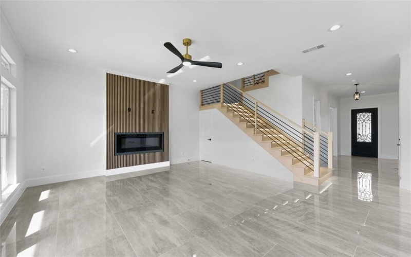 703 Buckalew Street, Dallas, TX 75208, 4 Habitaciones Habitaciones , ,3 BañosBaños,Residential,En Venta,703 Buckalew Street,0,21214486