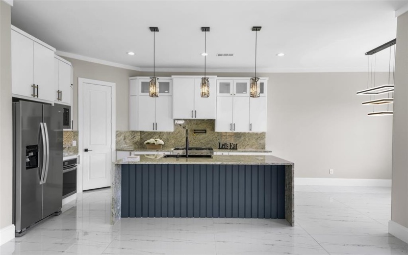 707 Buckalew Street, Dallas, TX 75208, 5 Bedrooms Bedrooms, ,3 BathroomsBathrooms,Residential,For Sale,707 Buckalew Street,0,21214488