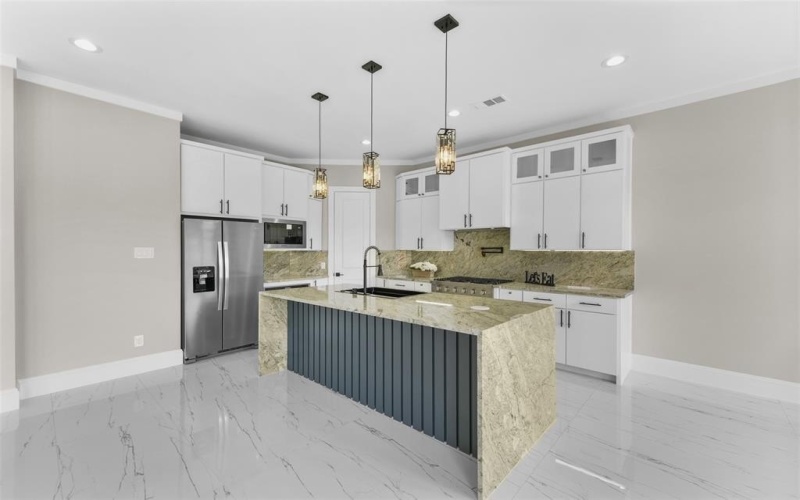 707 Buckalew Street, Dallas, TX 75208, 5 Bedrooms Bedrooms, ,3 BathroomsBathrooms,Residential,For Sale,707 Buckalew Street,0,21214488