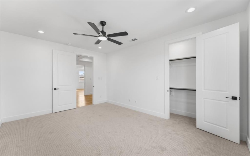 707 Buckalew Street, Dallas, TX 75208, 5 Bedrooms Bedrooms, ,3 BathroomsBathrooms,Residential,For Sale,707 Buckalew Street,0,21214488