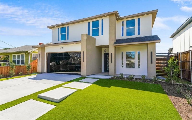 707 Buckalew Street, Dallas, TX 75208, 5 Bedrooms Bedrooms, ,3 BathroomsBathrooms,Residential,For Sale,707 Buckalew Street,0,21214488