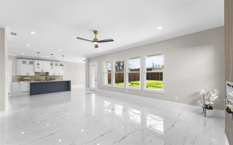 707 Buckalew Street, Dallas, TX 75208, 5 Bedrooms Bedrooms, ,3 BathroomsBathrooms,Residential,For Sale,707 Buckalew Street,0,21214488