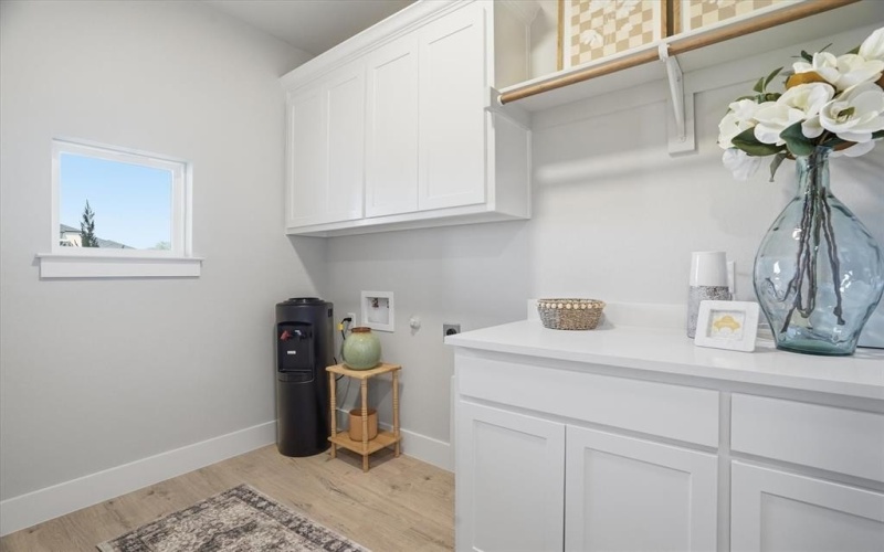 561 Royal Santana, Weatherford, TX 76087, 4 Bedrooms Bedrooms, ,2 BathroomsBathrooms,Residential,For Sale,561 Royal Santana,0,21214607