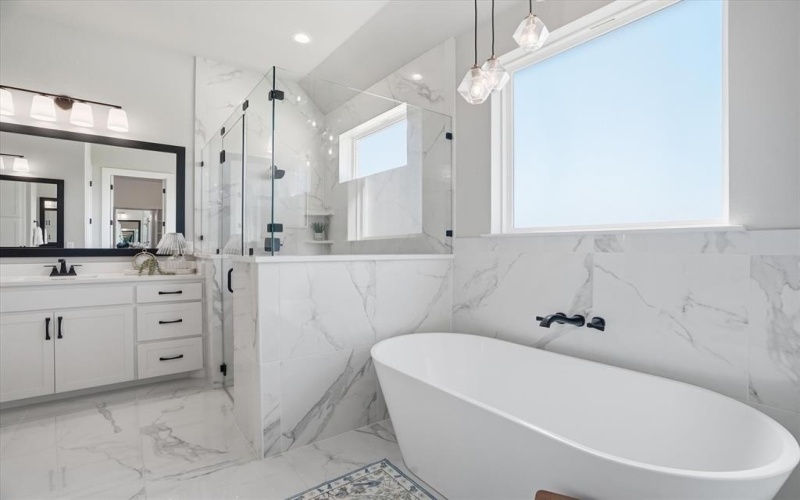 561 Royal Santana, Weatherford, TX 76087, 4 Bedrooms Bedrooms, ,2 BathroomsBathrooms,Residential,For Sale,561 Royal Santana,0,21214607