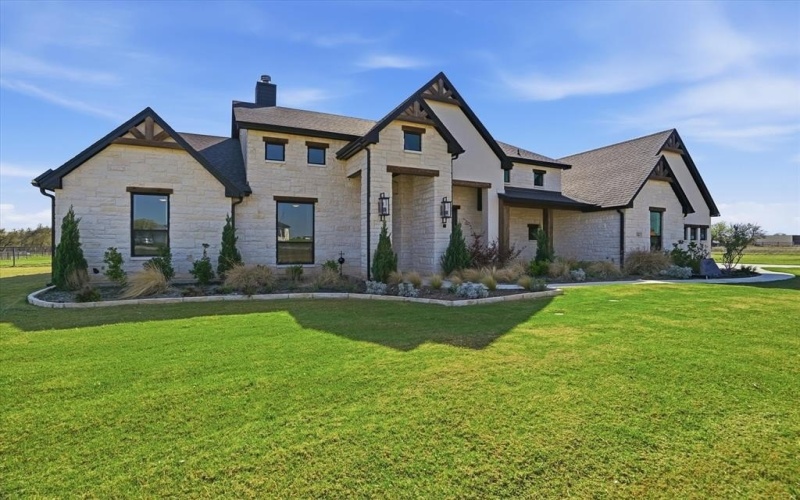 561 Royal Santana, Weatherford, TX 76087, 4 Bedrooms Bedrooms, ,2 BathroomsBathrooms,Residential,For Sale,561 Royal Santana,0,21214607