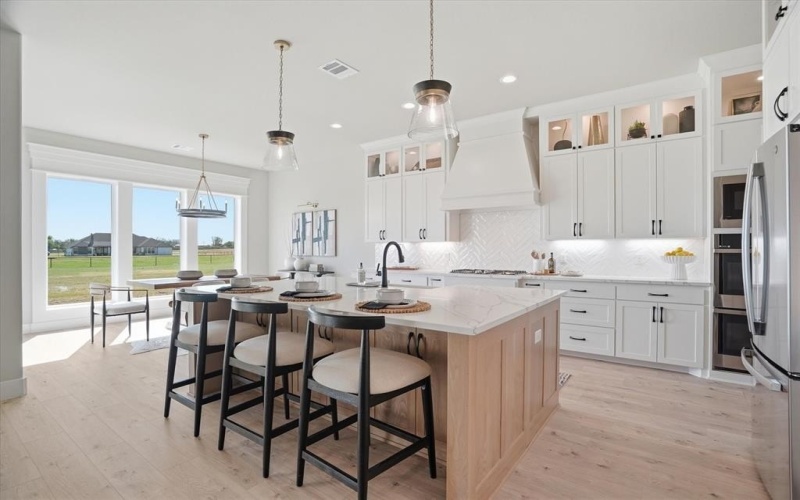 561 Royal Santana, Weatherford, TX 76087, 4 Bedrooms Bedrooms, ,2 BathroomsBathrooms,Residential,For Sale,561 Royal Santana,0,21214607