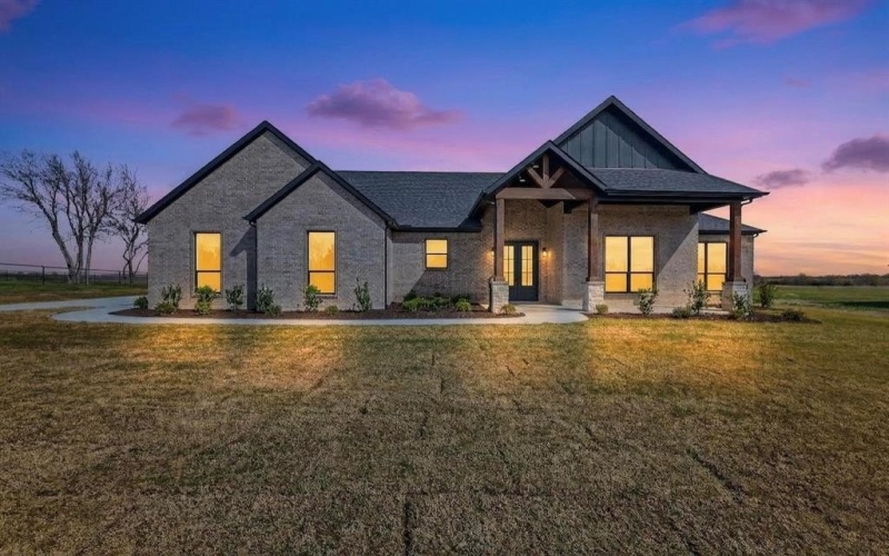 4961 County Road 1098, Celeste, TX 75423, 4 Bedrooms Bedrooms, ,2 BathroomsBathrooms,Residential,For Sale,4961 County Road 1098,0,21214860