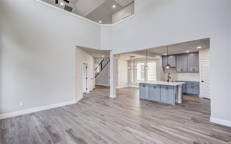 410 Larry, Irving, TX 75060, 4 Bedrooms Bedrooms, ,3 BathroomsBathrooms,Residential,For Sale,410 Larry,0,21214898