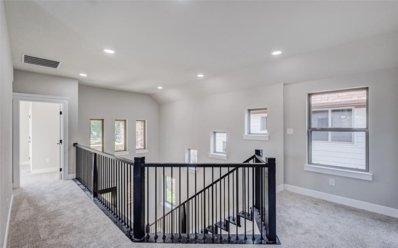 410 Larry, Irving, TX 75060, 4 Bedrooms Bedrooms, ,3 BathroomsBathrooms,Residential,For Sale,410 Larry,0,21214898