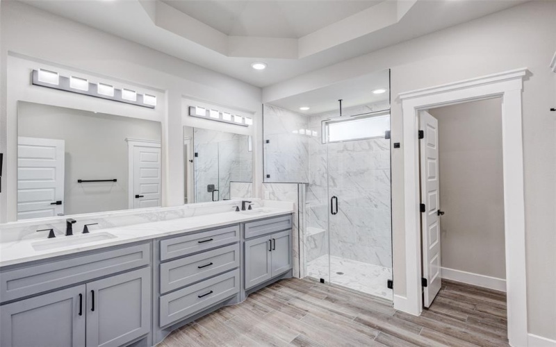 410 Larry, Irving, TX 75060, 4 Bedrooms Bedrooms, ,3 BathroomsBathrooms,Residential,For Sale,410 Larry,0,21214898